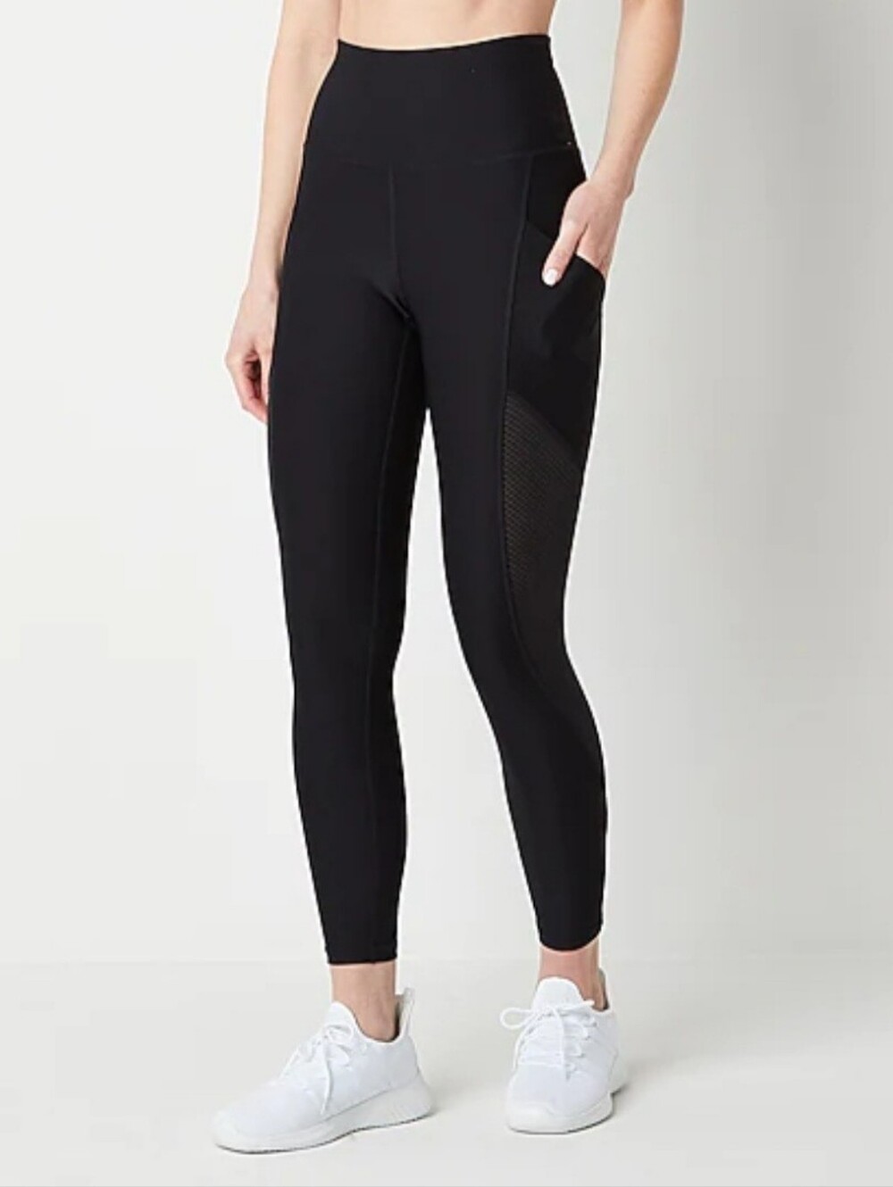 Xersion Black High-Rise Leggings with Side Pockets - Picture 2 of 13